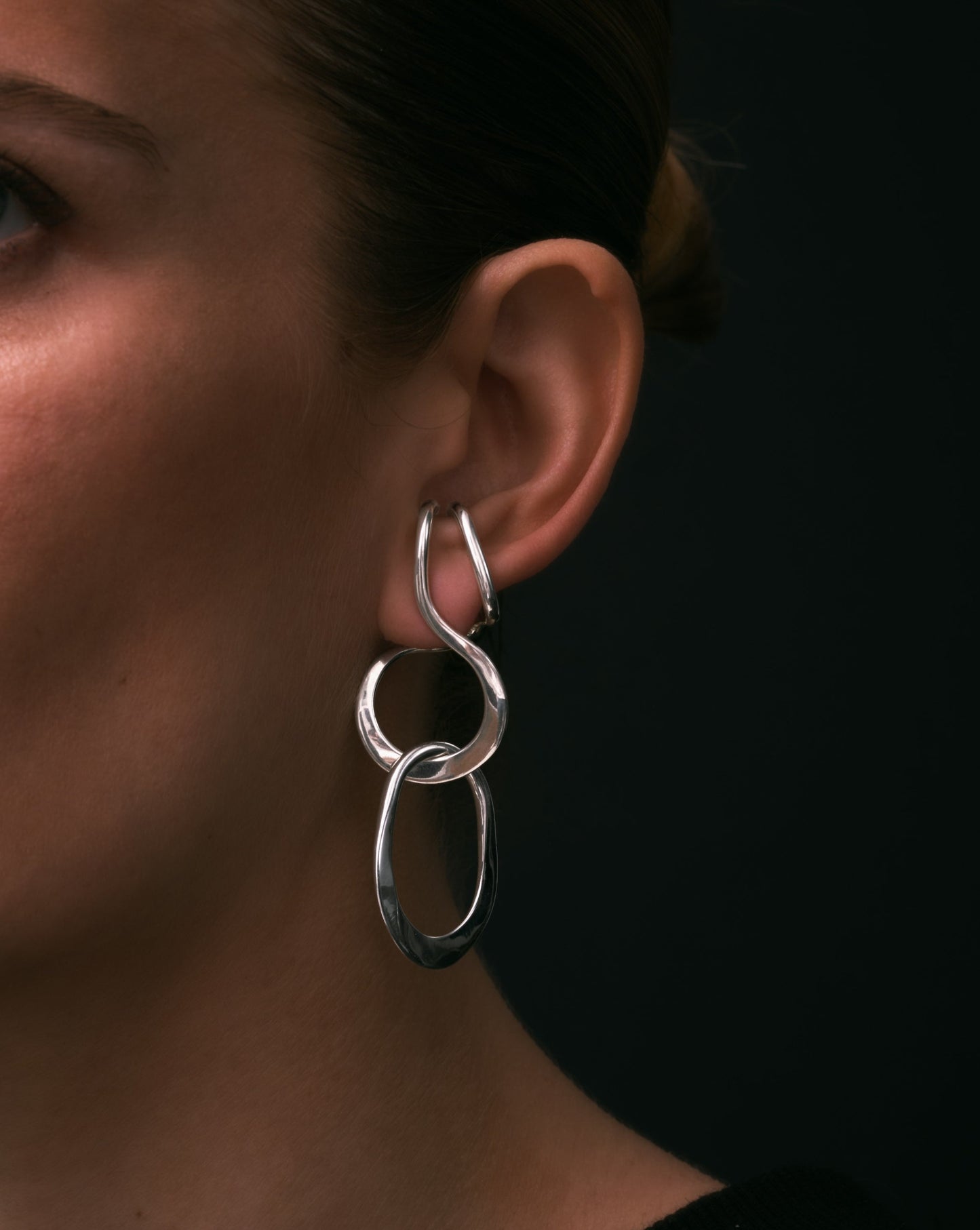 Velloa single earring