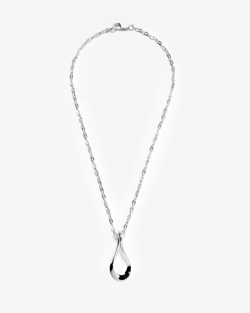 Vella Pendant Necklace
