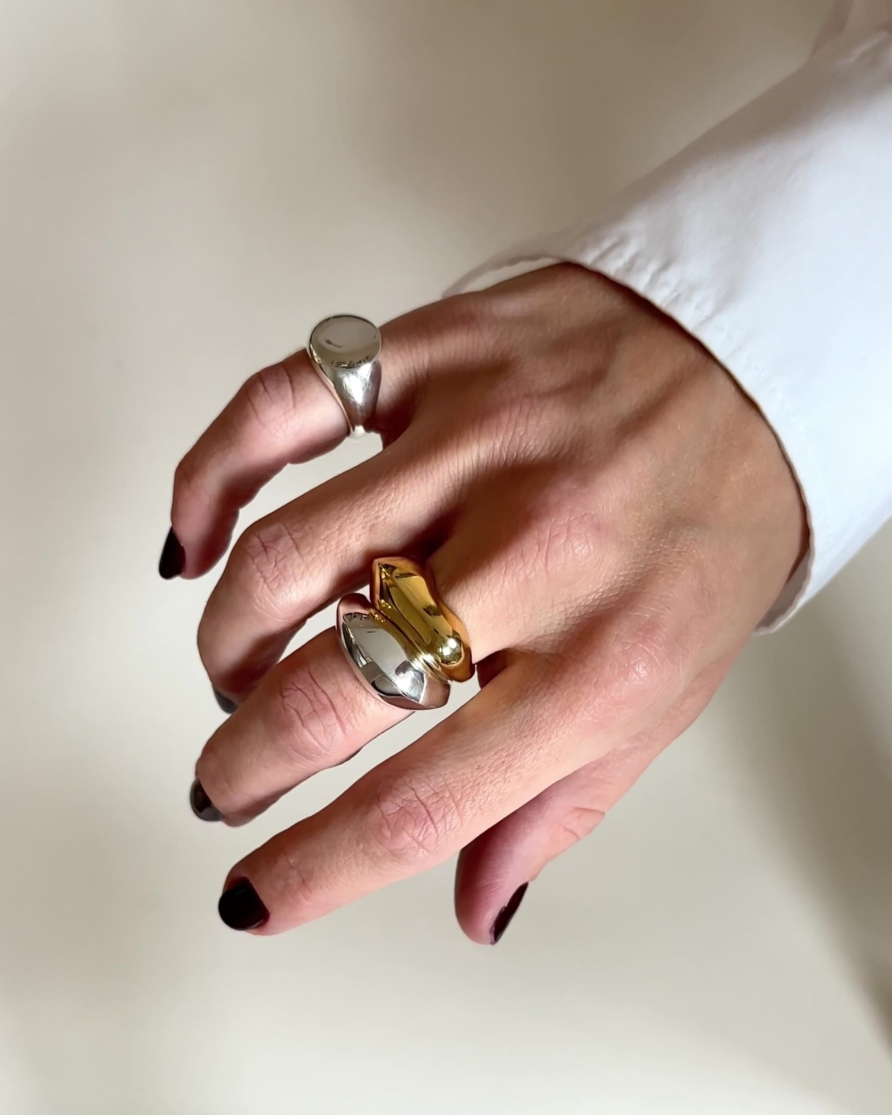 Set Yin & Yang Bicolor Rings