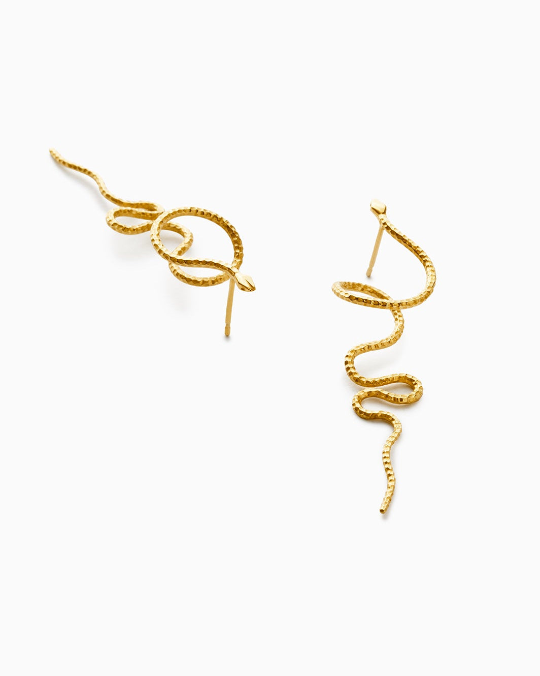 SARAH-VANKASTER-JEWELRY-Boucles-d-oreilles-serpent-fait-main-vermeil-snake-earrings