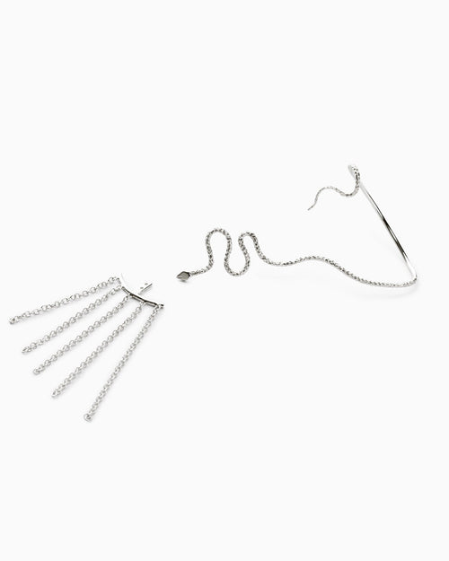 Sarah Vankaster Jewelry boucle d'oreille serpent CHAI avec chaines en argent, fait à la main à Bruxelles