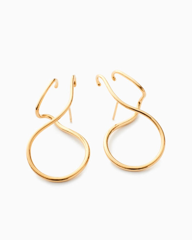 Ezili Earrings in Vermeil, Packshot, Sarah Vankaster Handmade Jewelry, Flow Collection 