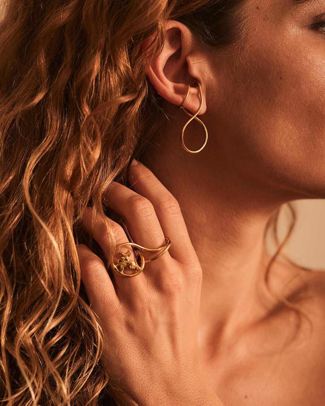 Ezili Earrings and Pepite II Ring in Vermeil, Worn Jewelry picture, Sarah Vankaster Handmade Jewelry, Flow Collection