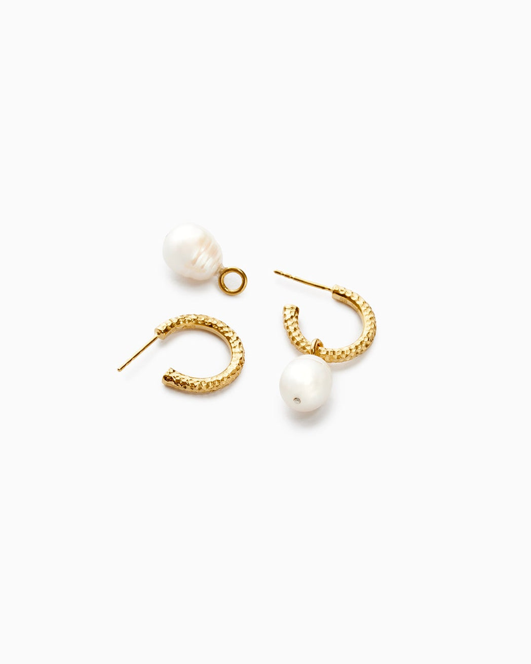 Lili Pearls Earrings