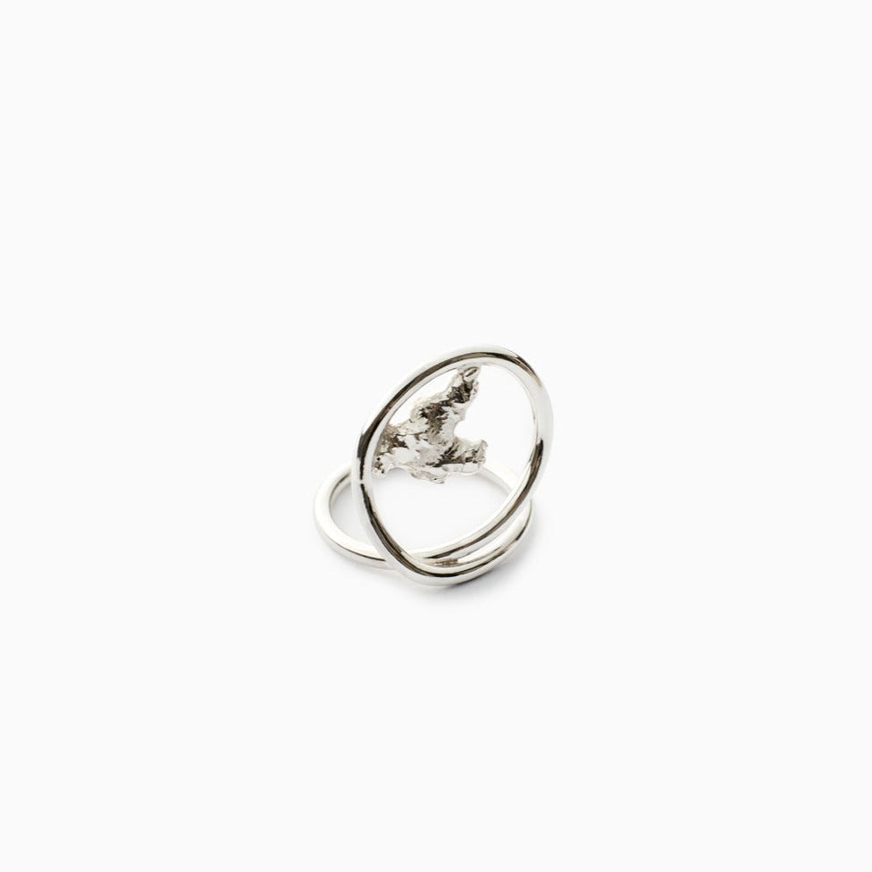 Pepite I Ring in Silver, packshot, Sarah Vankaster Handmade Jewelry, Erosion Collection