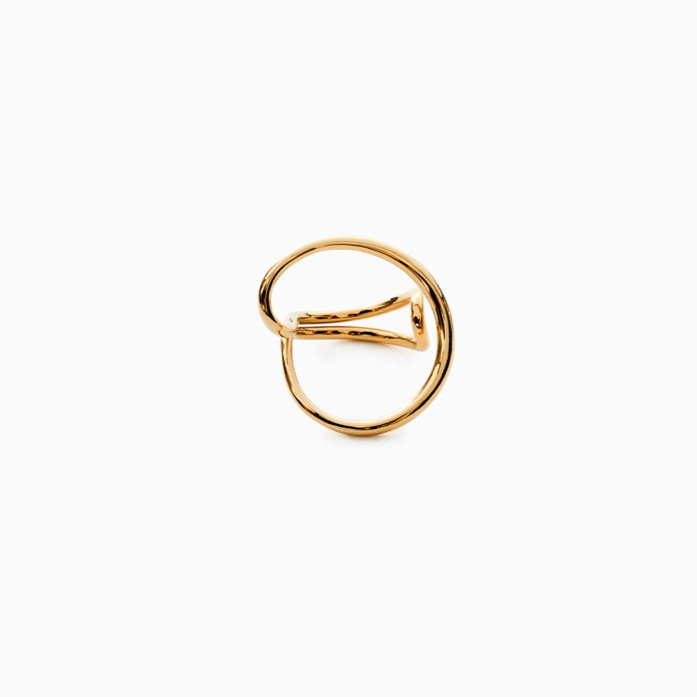 Plitvice Ring in Vermeil packshot, Sarah Vankaster Handmade Jewelry, Flow Collection