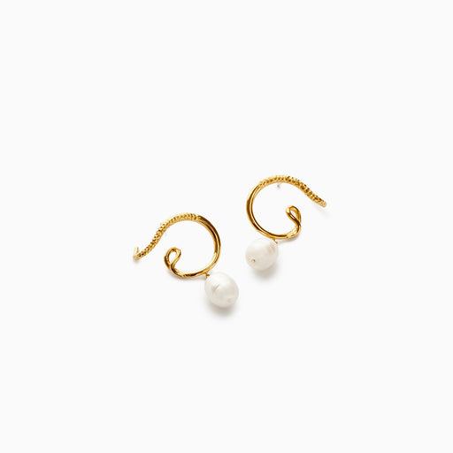 Sarah Vankaster Jewelry, Wata, boucles d'oreilles en vermeil avec perles d'eau douce, fait à la main